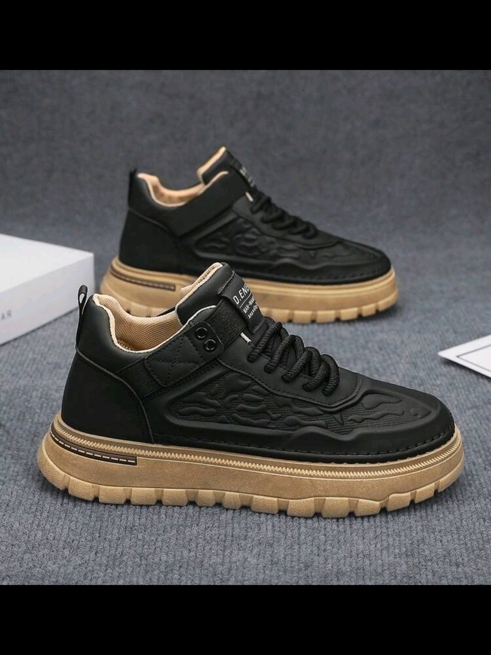 MEN'S Black & Tan Platform Sneakers